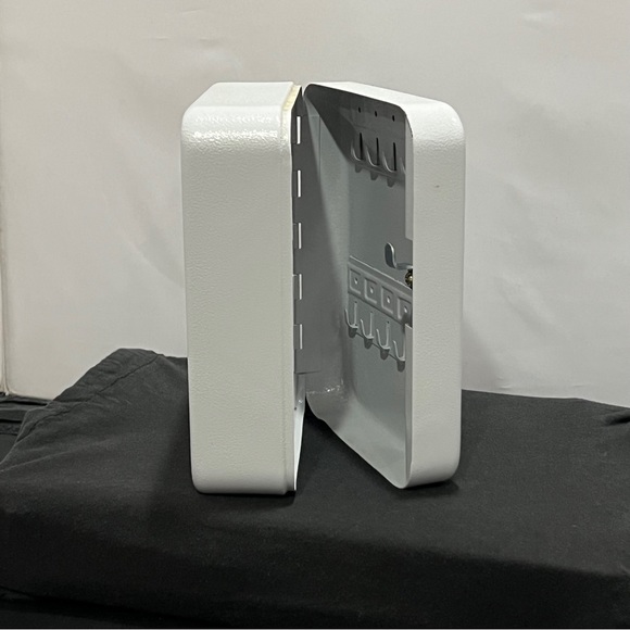 NEW Key Lock Box - BARSKA CB12482 - Picture 5 of 12